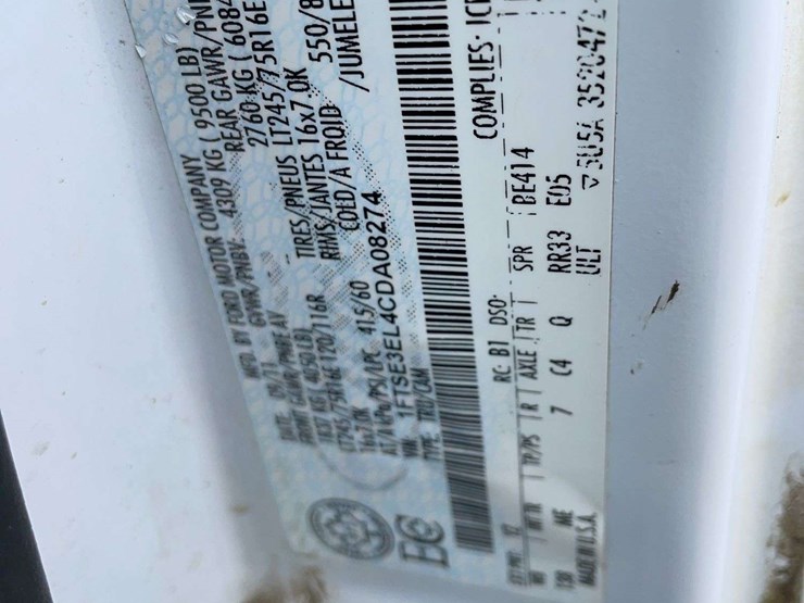 2012-ford-cargo-image-18