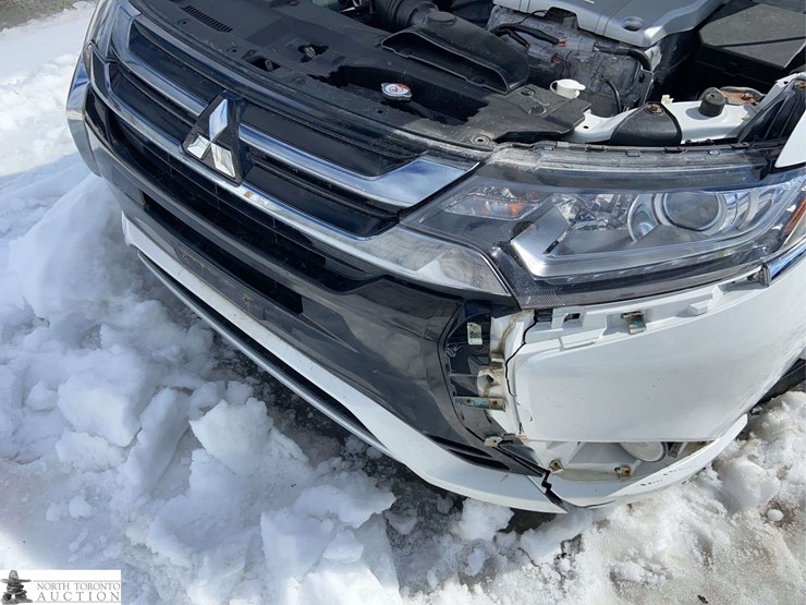 2018-mitsubishi-outlander-image-28