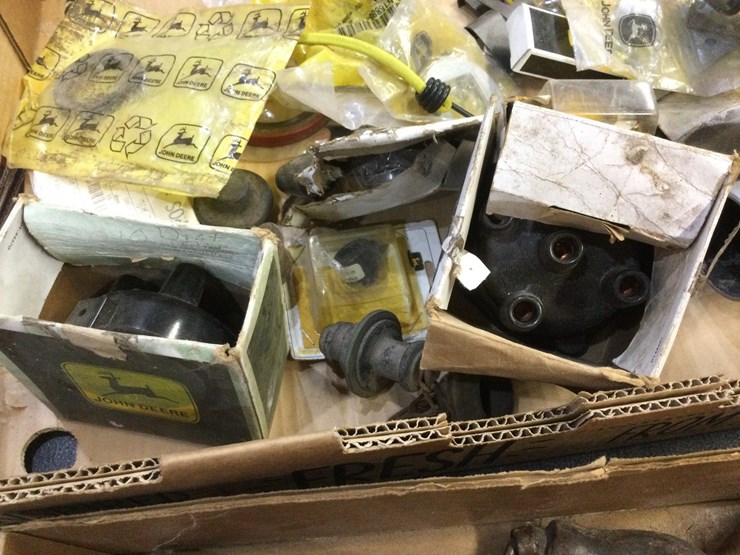 john-deere-10-image-4