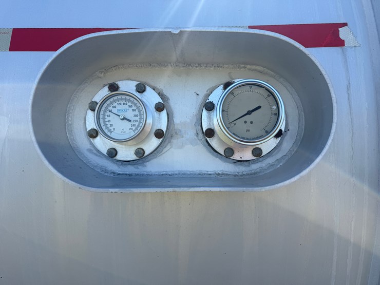 2013-profab-200bbl-crude-tanker-image-13