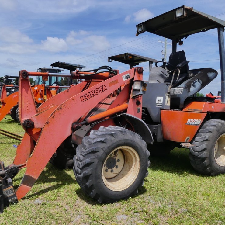 2012 KUBOTA R520S