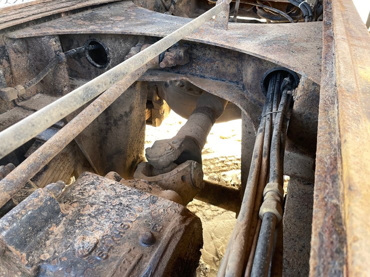 #401-•-1991-mack-rb688s-dump-truck-(has-mn-title)-image-92