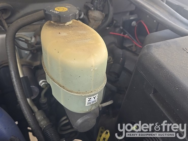 2002-chevrolet-silverado-2500hd-image-46