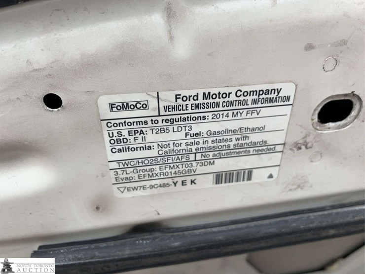 2014-ford-explorer-image-19