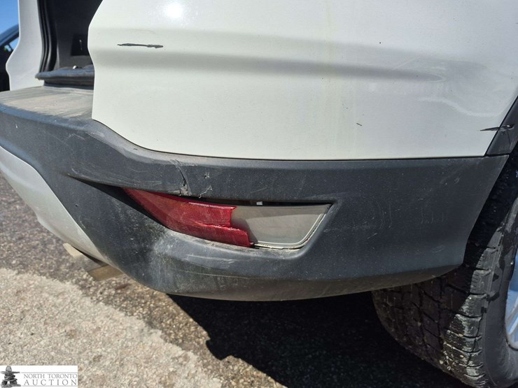 2016-ford-escape-image-25