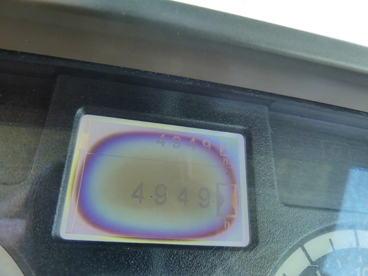 2016-john-deere-6120m-image-14