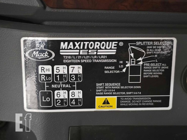 2017-mack-pinnacle-chu613-image-16