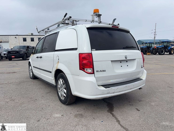 2015-ram-c/v-image-6