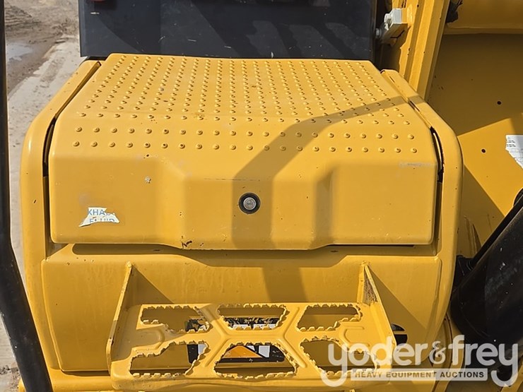 2019-caterpillar-336-image-87