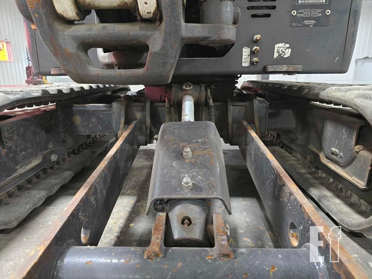 2022-bobcat-e20-image-38