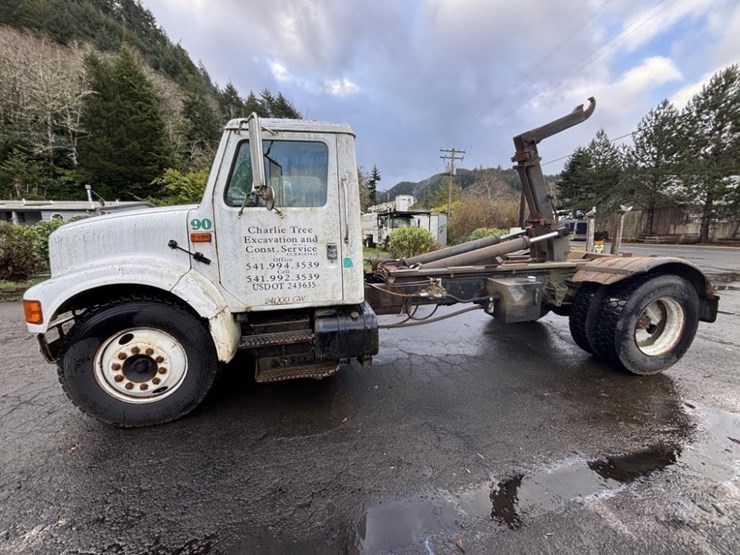 1991-international-4700-image-2