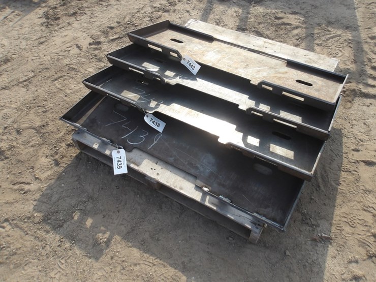 #7423-•-formed-skid-steer-frame-image-3