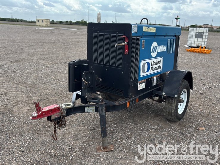 2021-miller-big-blue-400x-pro-image-1