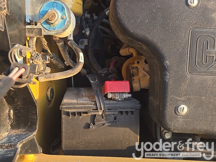 2022-caterpillar-289d3-image-66