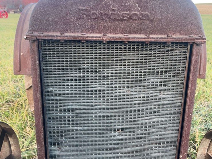 1924-fordson-tractor-image-9