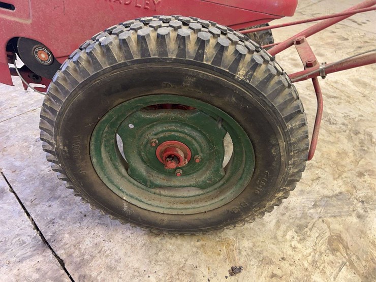 david-bradley-235-image-13