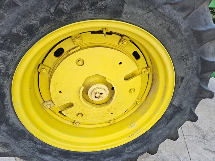 john-deere-r-image-34