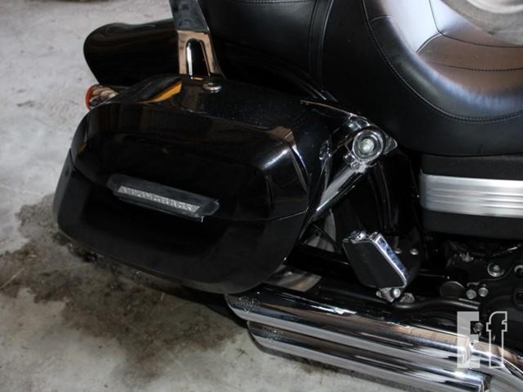 2013-harley-davidson-fat-bob-image-3