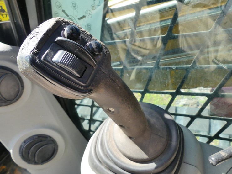 caterpillar-299c-image-12