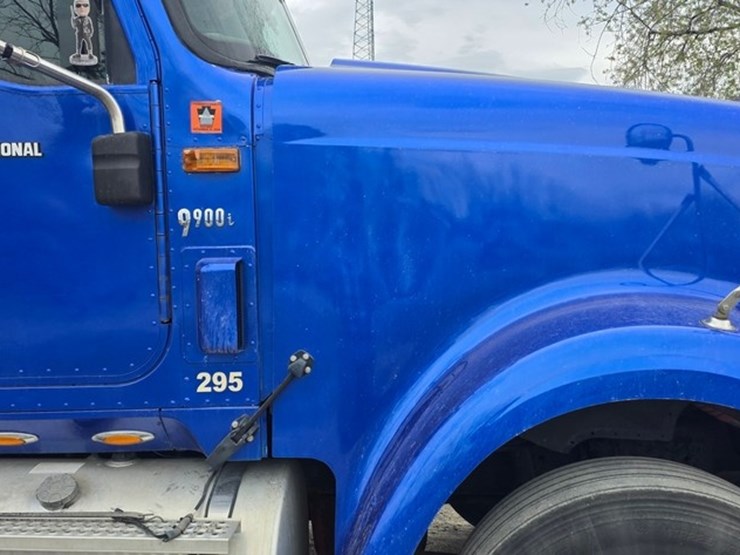 2006-international-9900-image-38