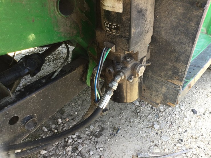 2004-john-deere-gator-image-7