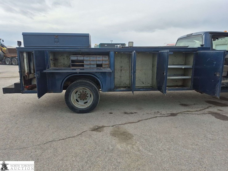 2008-ford-f550-image-28