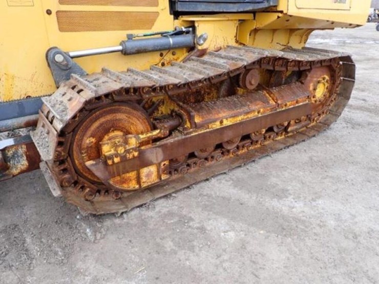 2018-deere-450k-image-34