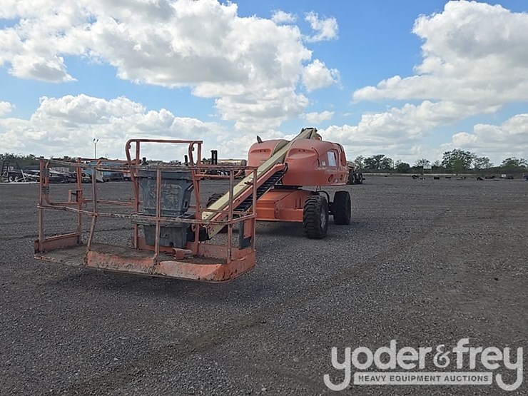 2008-jlg-400s-image-1