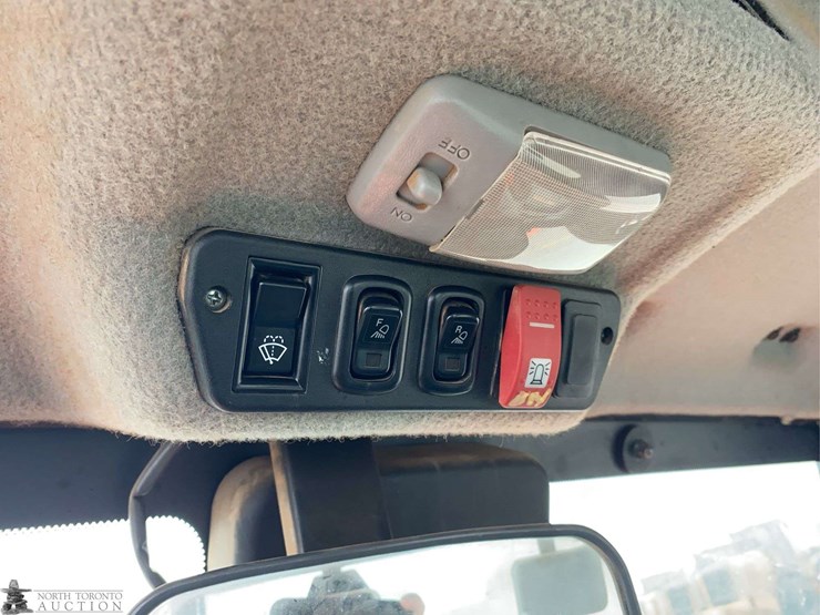 2017-kubota-rtv-x1100c-image-18