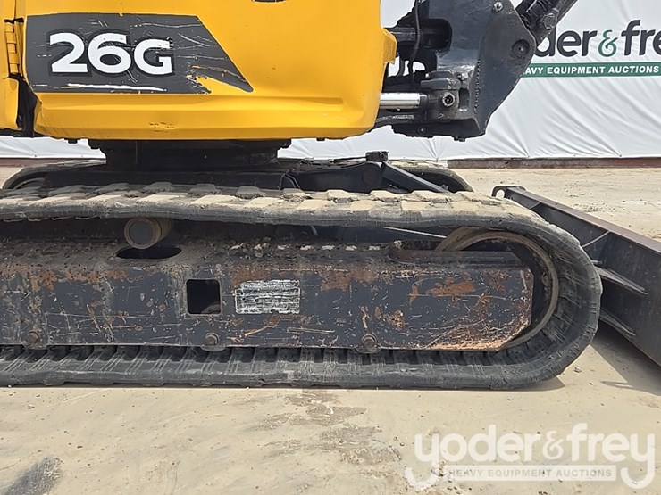 2022-deere-26g-image-17
