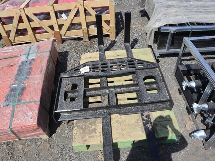 future-skid-steer-forks-image-1