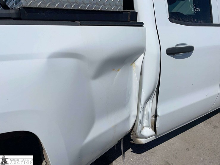 2017-chevrolet-silverado-1500-image-27