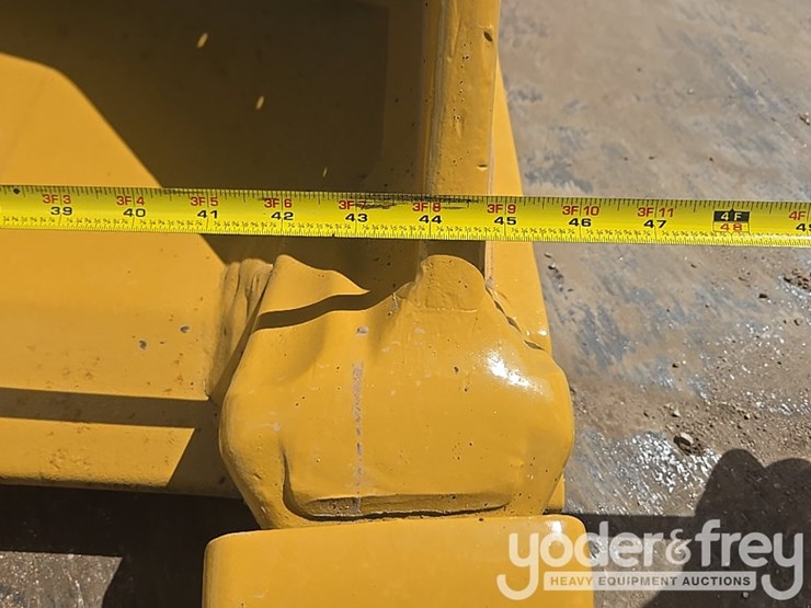 2017-caterpillar-336fl-image-23