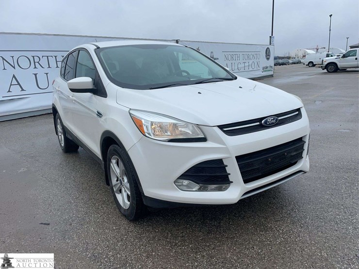 2014-ford-escape-image-3