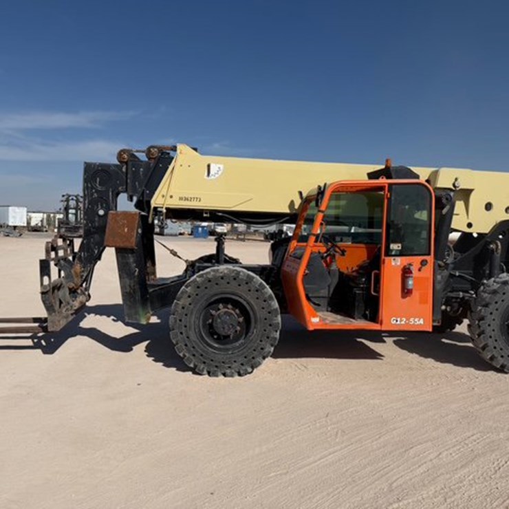 2015 JLG G12-55A