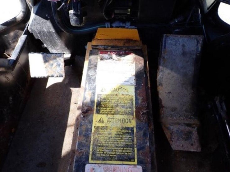 2002-trackless-mt5t-image-14