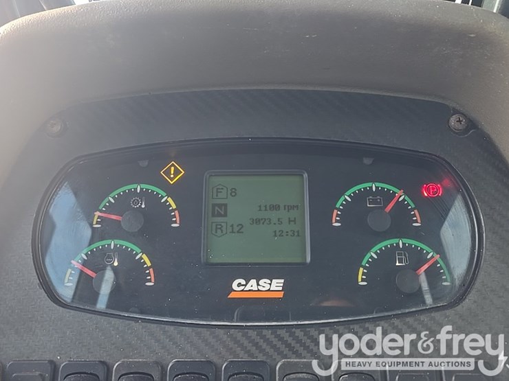 2016-case-750m-image-94