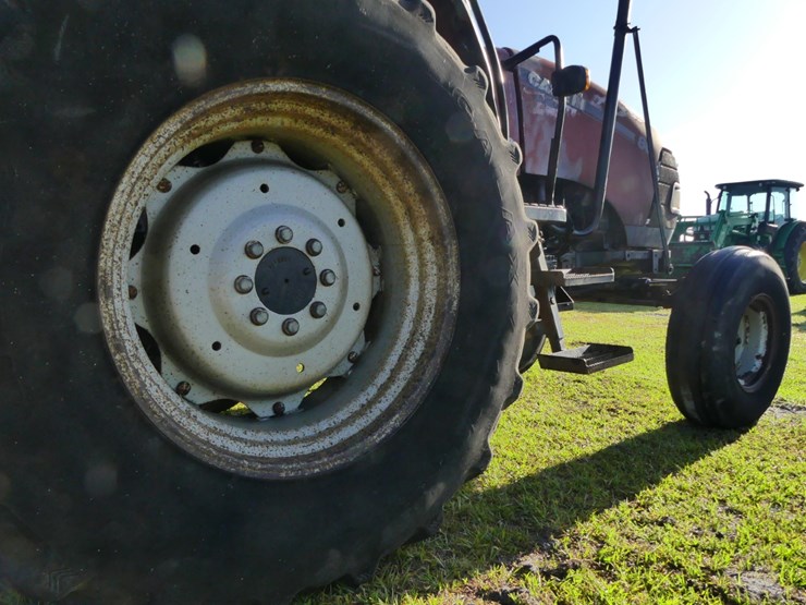 case-ih-farmall-80-image-7