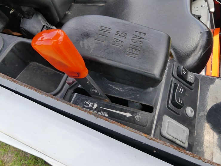 2023-bobcat-l28-image-15