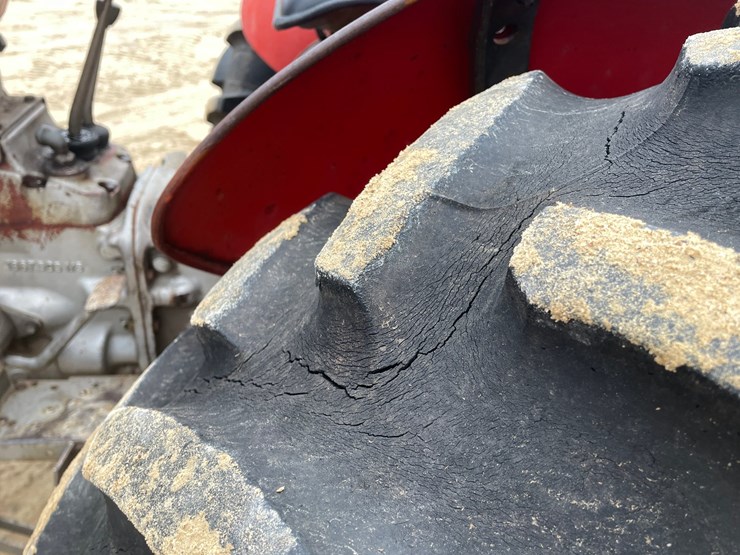 massey-ferguson-230-image-82