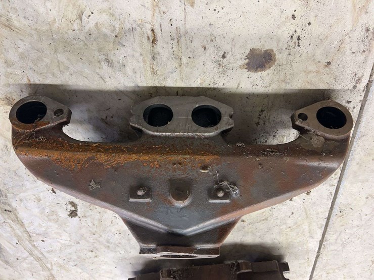 (2)-manifolds-image-8