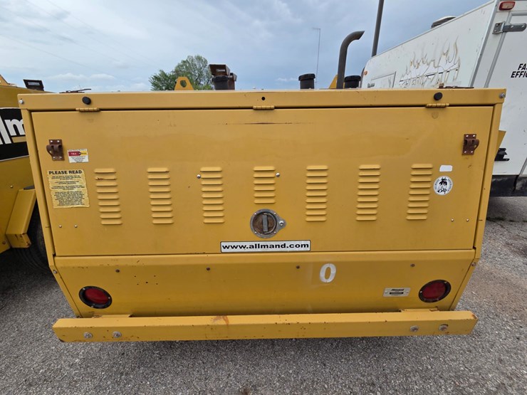 2013-allmand-bros-maxi-heat-mh1000-image-5