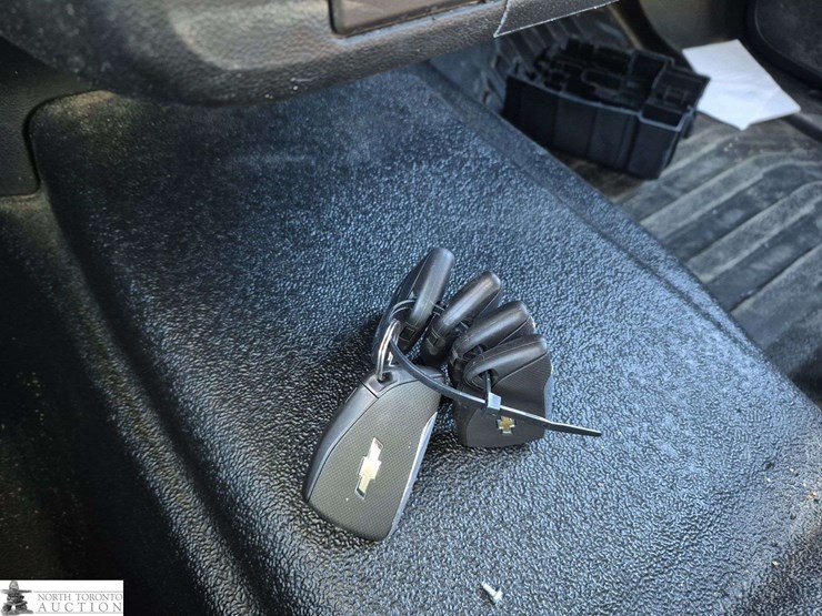 2021-chevrolet-tahoe-image-17