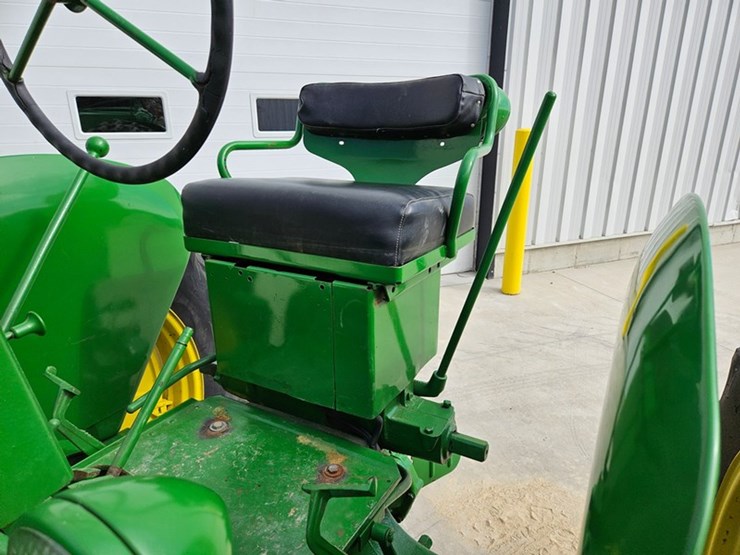 1955-john-deere-70-image-31