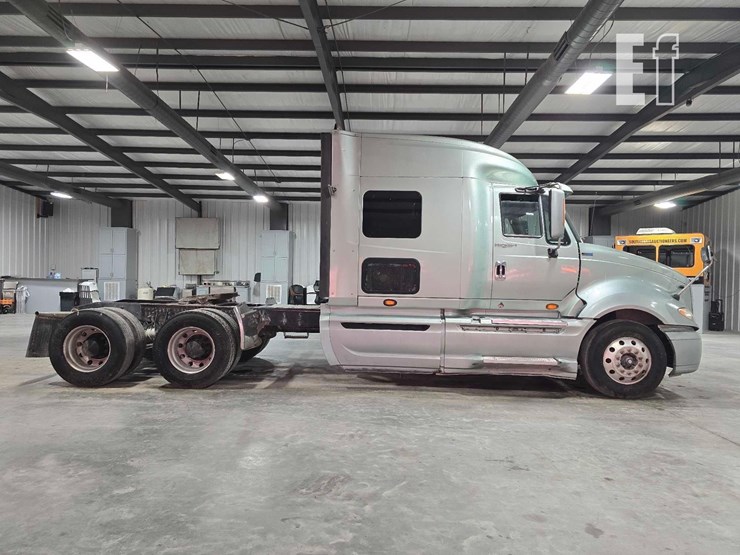 2012-international-prostar-image-6