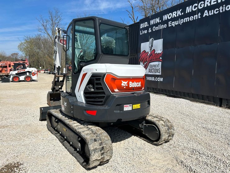 2022-bobcat-e50-image-2