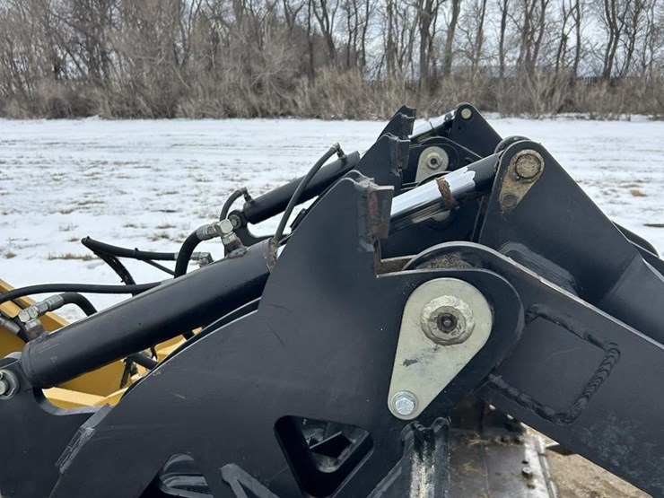 2016-caterpillar-930m-image-34