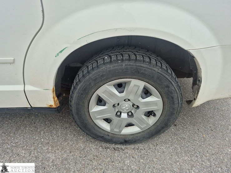 2008-dodge-grand-caravan-se-image-22