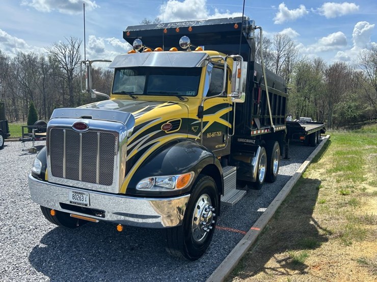 2005-peterbilt-335-image-1