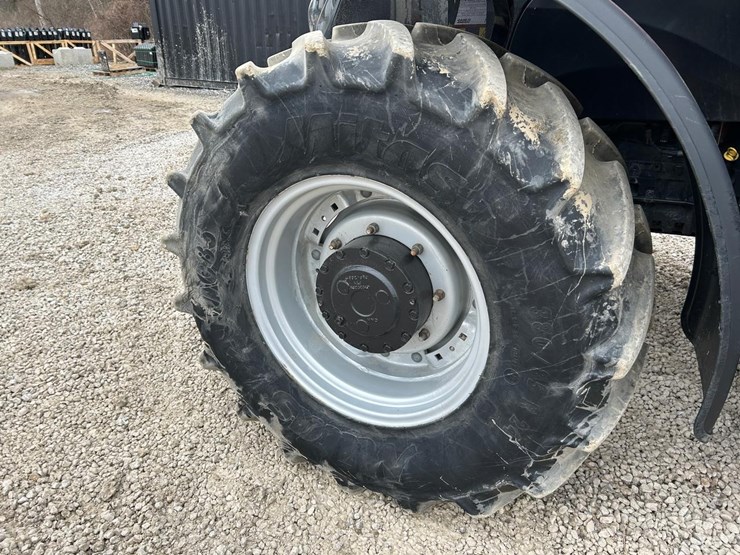 2021-case-ih-vestrum-100-image-18